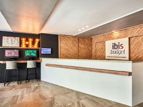 ibis budget Singapore Pearl image 1